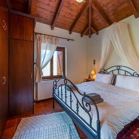 Livadi Cozy Villa Arachova Exterior foto