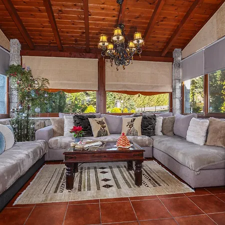 Livadi Cozy Villa Arachova Exterior foto